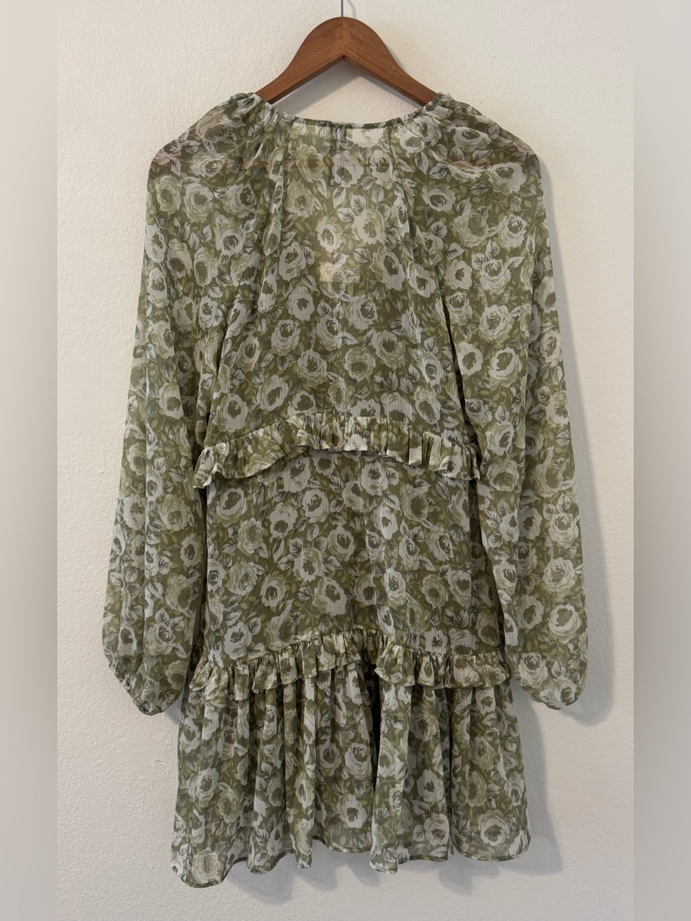Loverly Grey x Anthropologie Puff-Sleeve Ruffle Mini Dress Floral NWT Small - Picture 3 of 11